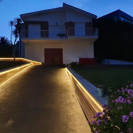 Villa Vistas Al Mar, Urbanizacion Privada Con Piscina De Agua Salada Ajo Exterior photo